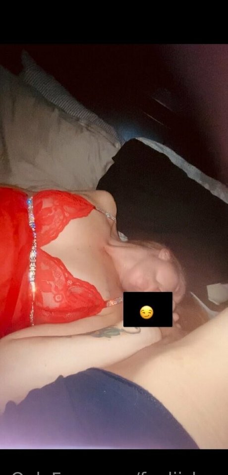 feeliishaa modèle xxx galerie