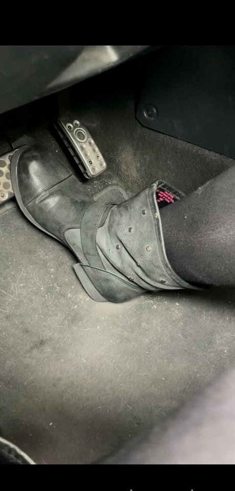 leena love actrice de sexe archive