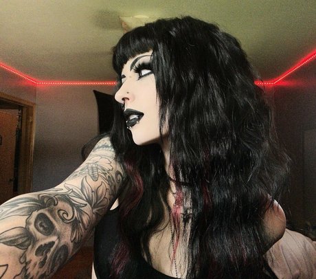 Alyssa Rayn star du porno sympa galeries