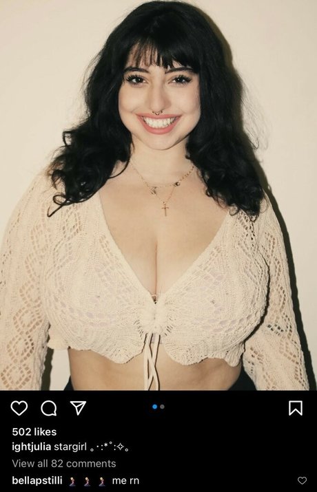 Okayfrogidiot art modèle des photos