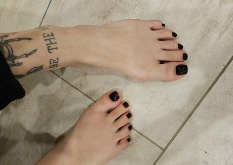 mythicmaggs modèles nus image