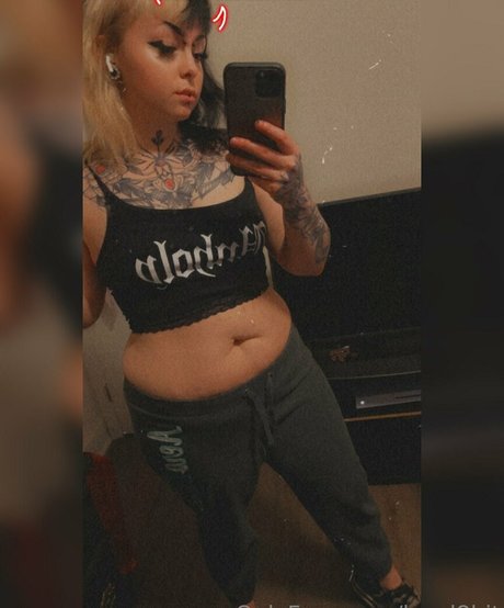 énorme gode onlyfans art exclusif img