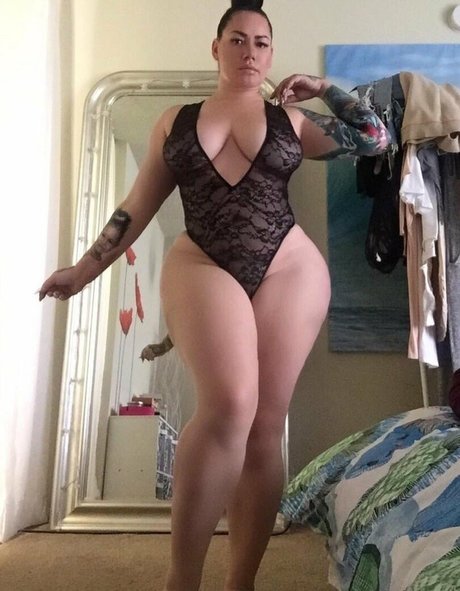 Elke Life modèle pornographique galerie