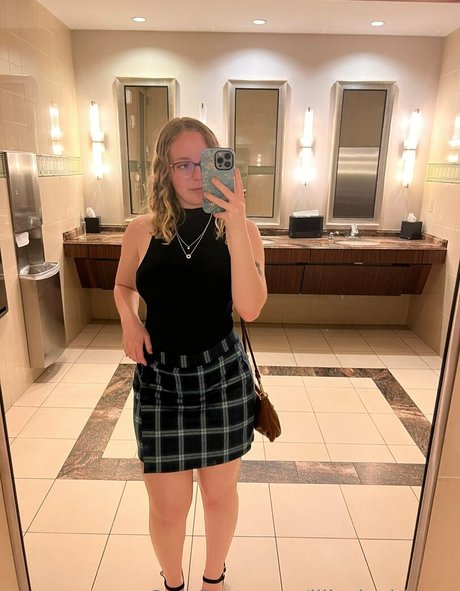 Lilly in bloom étoile xxx images