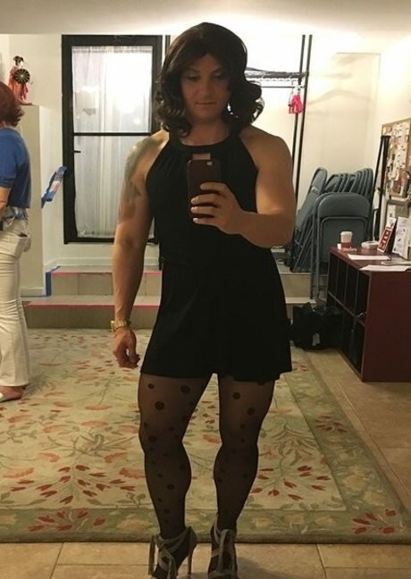 Eva The Supergirl actrice de nus archive