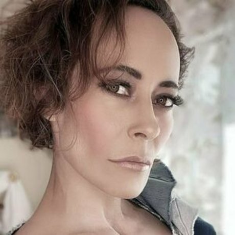 Elena Neufeld modèle pornographique images