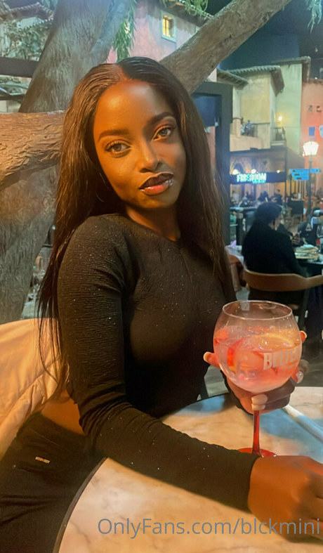 blckmini haut étoile galerie