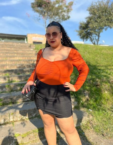 chatte parfaite onlyfans plutôt sexy galeries