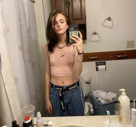 Daychain haut de star du porno image