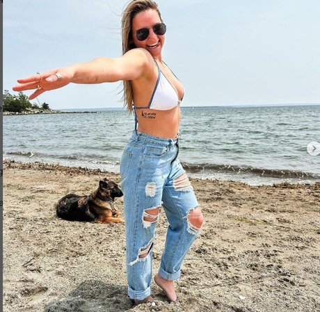 latina épaisse uniquementfans sexy galerie