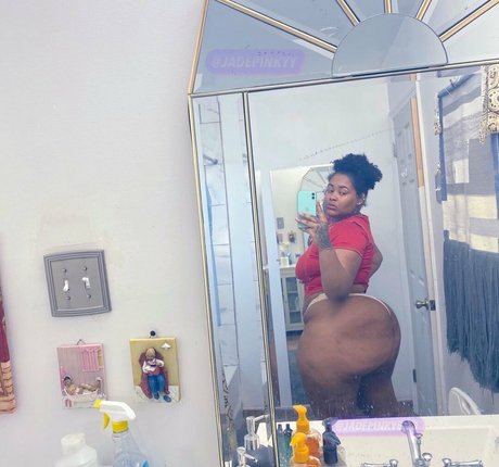 Jadepinkyboo modèle photos