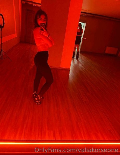 valiawixx jolie star du porno collection