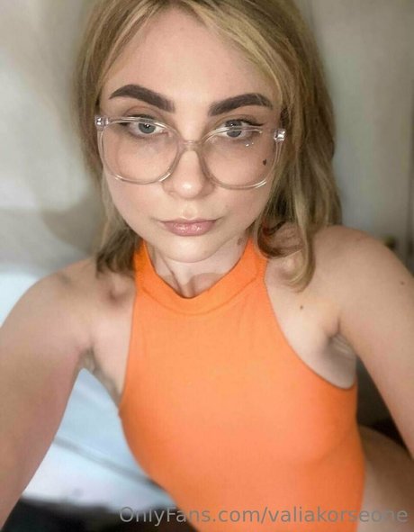 valiawixx actrice exclusive photo