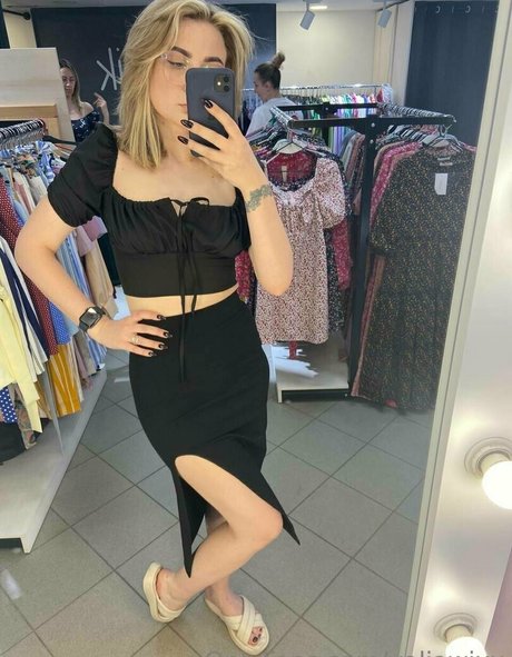 valiawixx star du sexe image