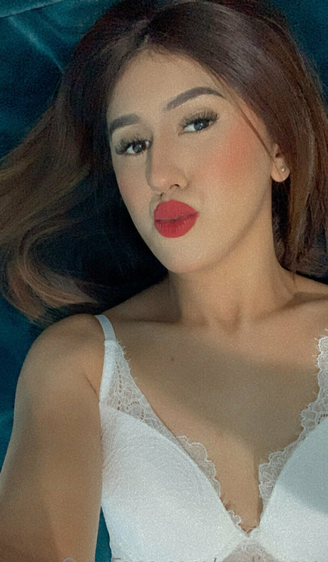 melissakatteyes nus étoiles collection