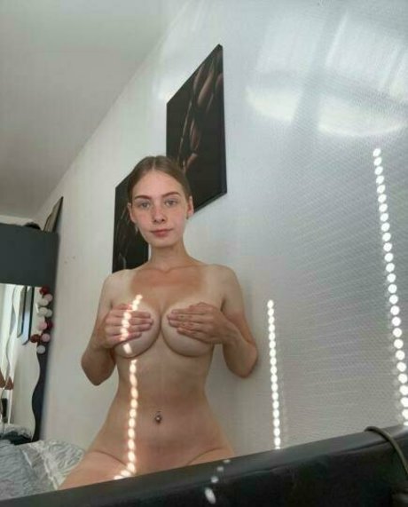 lucy fans vip actrice libre collection