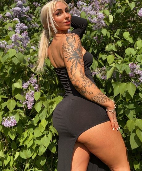 Sofie Quist Christensen star du porno sexy photos