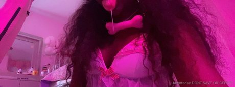 Fawntease actrice érotique images