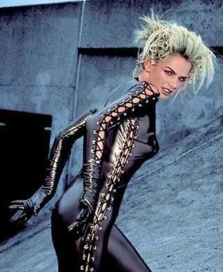 Zoe Ball meilleure star du porno photos