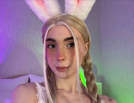 Melissaober beau modèle des photos