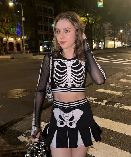 Kacey Fifield modèle nu galerie