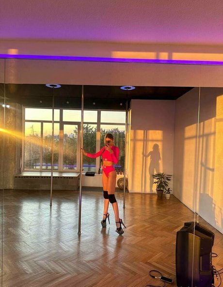 lolalouren star du porno galeries