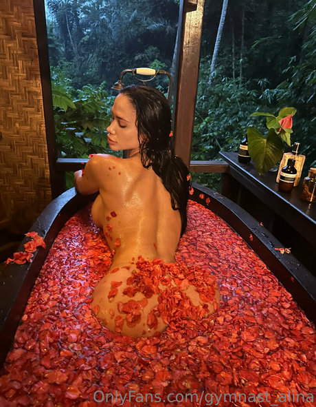 flexible girl hot Profilfoto