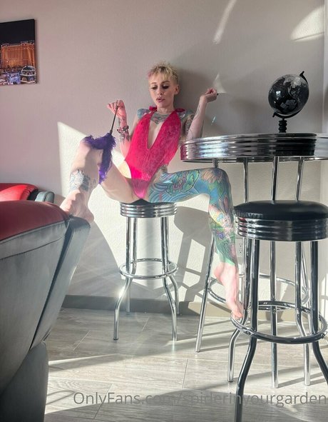 cul écarté onlyfans xxx hd image