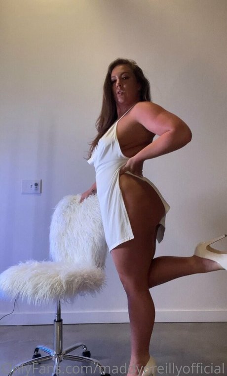 maddyoreillyofficial art étoile img