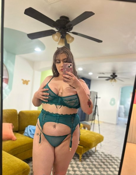 bettywoopxxx modèle photo