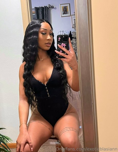 exoticblasiann star du porno érotique images