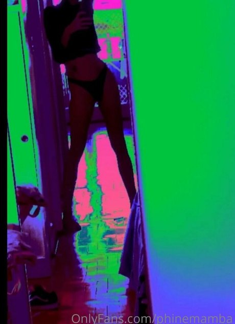 visage blond uniquementfans haute définition chaud photos