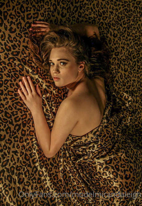 modelmirandaleigh meilleure actrice galeries