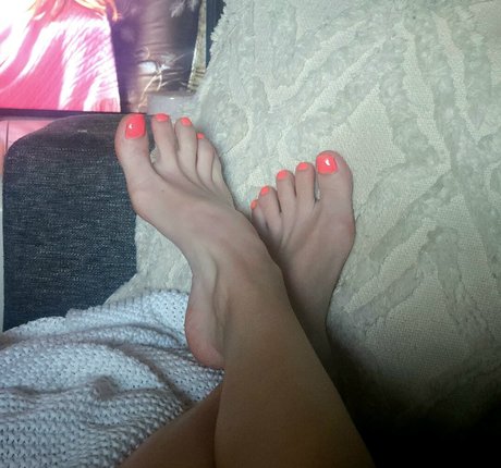 barefoot princess1922 belle actrice galeries