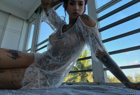 queenpurp1 art modèle img