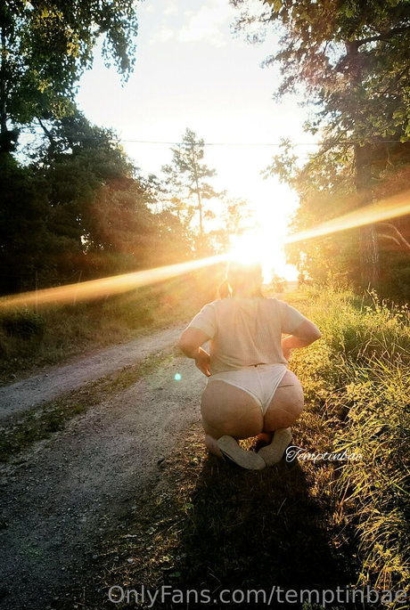 temptinbae star exclusive galeries