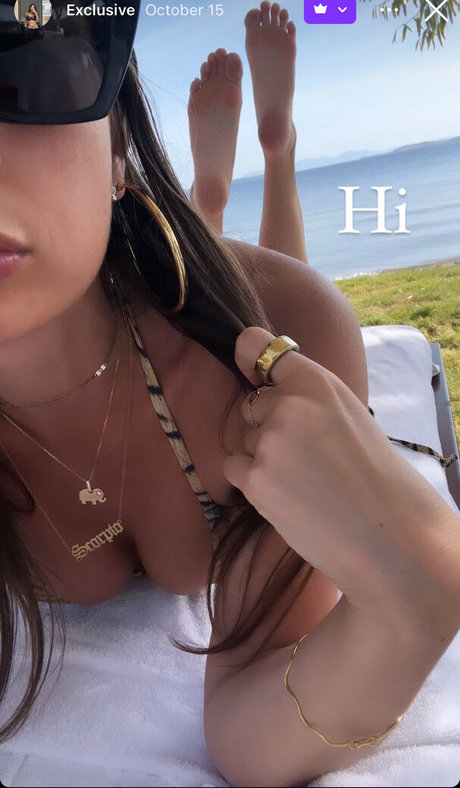 Ashleygiov jolie étoile des photos