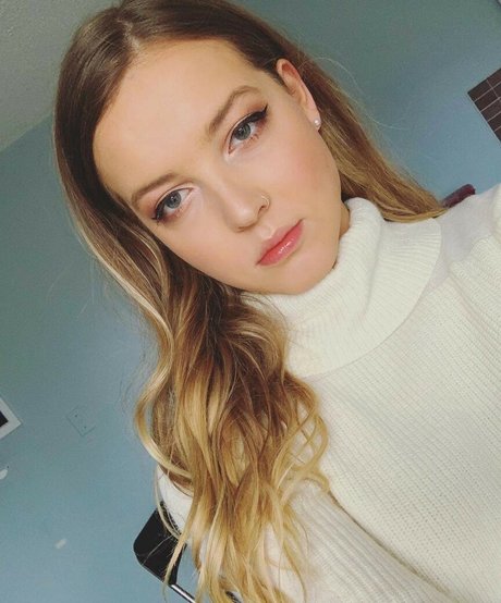 Maya V Henry star du porno sympa galerie