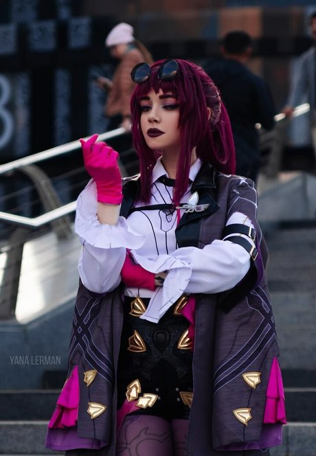 Yana Lerman star du porno nue galerie