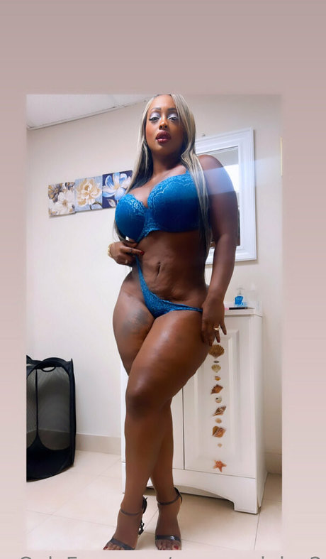 morena juice2 actrice artistique photo