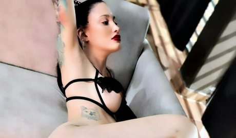 paulasanchezfregaok modèle adulte photos