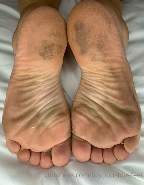 lusciouslovefeet modèle de haute qualité photo