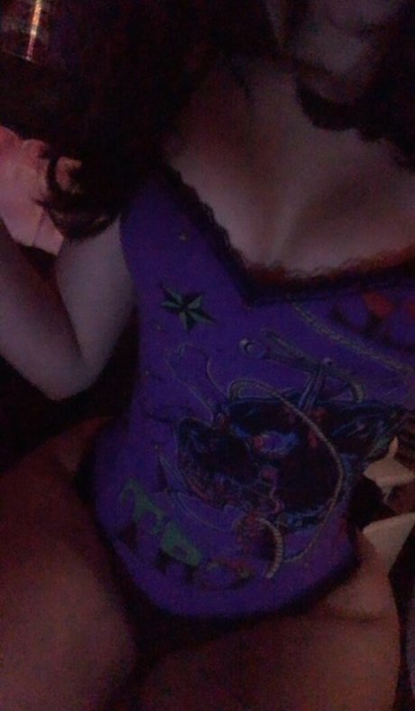 Zirakillz modèle sexy images