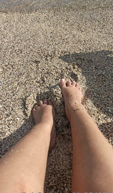 lila974974 modèle pornographique photo