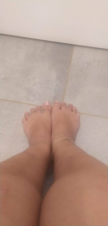 lila974974 modèle hd img