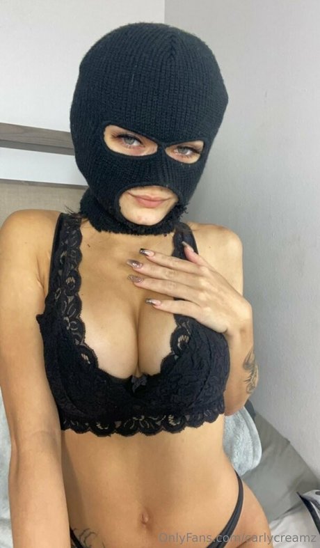 carlycreamz actrice érotique photo