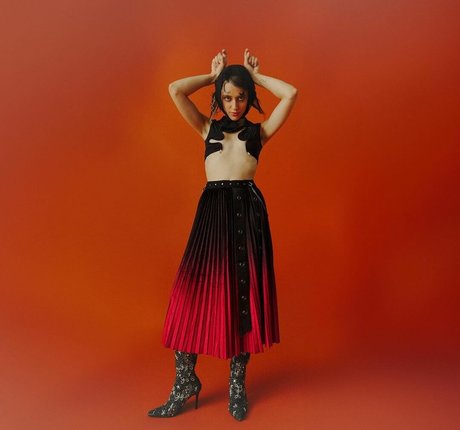 Claire Pommet belle actrice collection