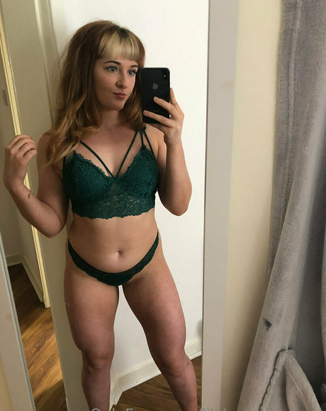 littlegreenghoul nus étoiles photo