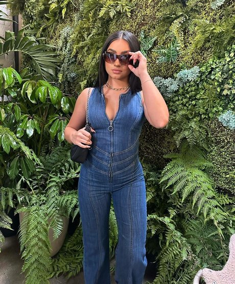 Tatiana McQuay star pornographique images