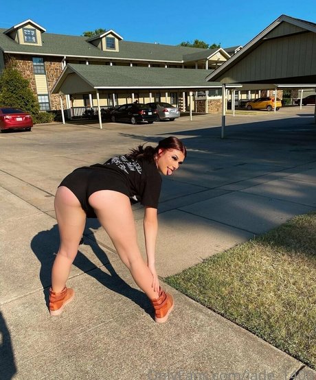 lotti 1400 actrice libre img